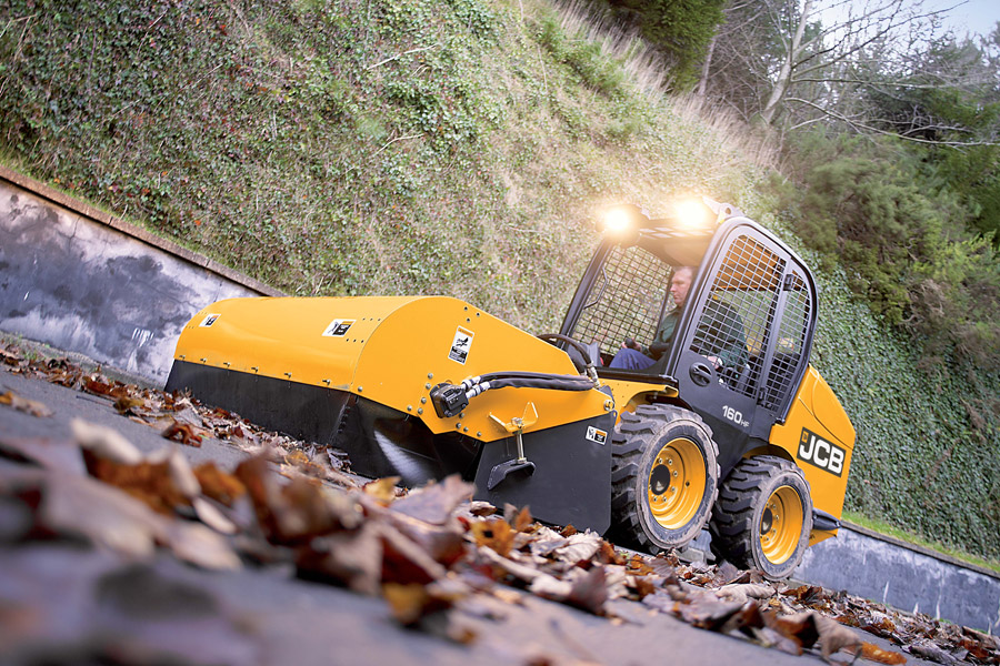 滑移裝載機(jī)-靜待新品上市